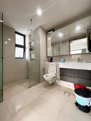 The Palette (D18), Condominium #462737261